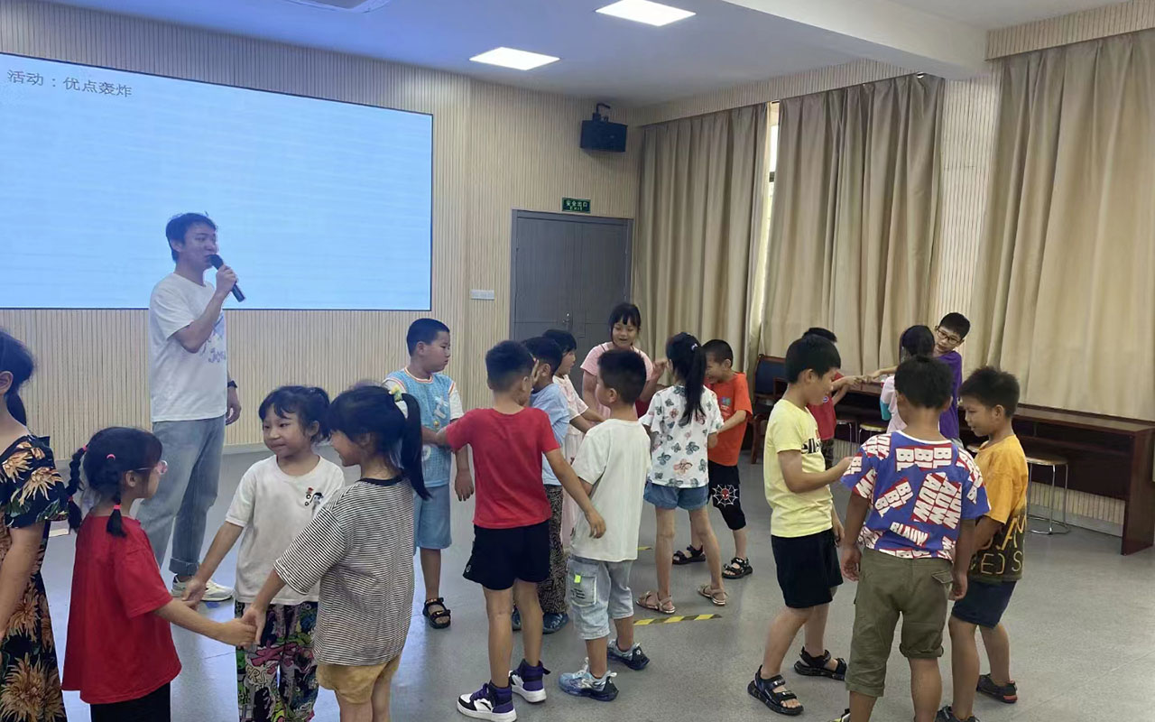 成武龙观乡中心学校